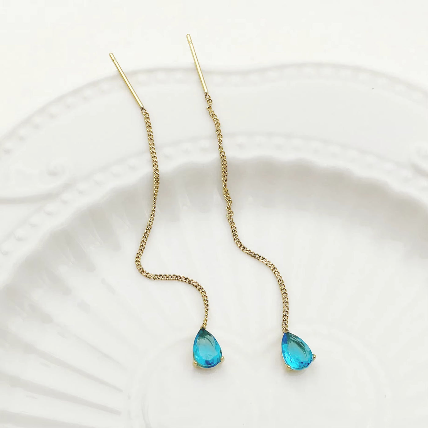 Orecchini a Bottone con Ciondoli Zircone – Placcati Oro 14K