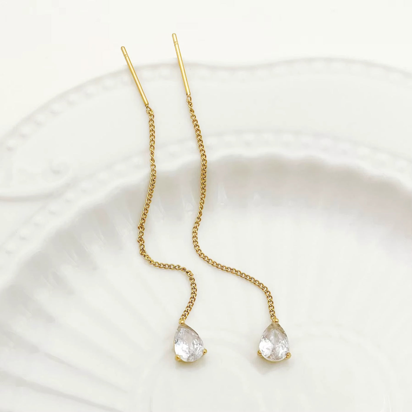 Orecchini a Bottone con Ciondoli Zircone – Placcati Oro 14K