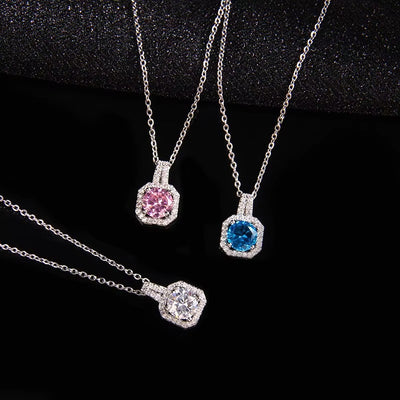 Girocollo Geometrico con Zircone Quadrato