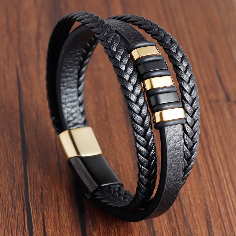 Bracciale in Corda con Ciondolo in Cuoio – Magnete Unisex