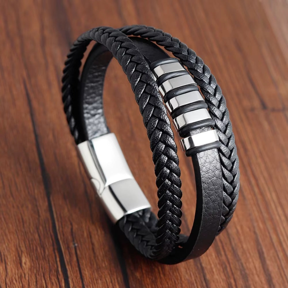 Bracciale in Corda con Ciondolo in Cuoio – Magnete Unisex